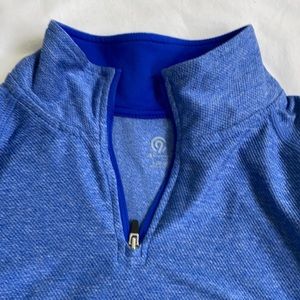 Champion Long Sleeve 1/4 zip top with thumb holes